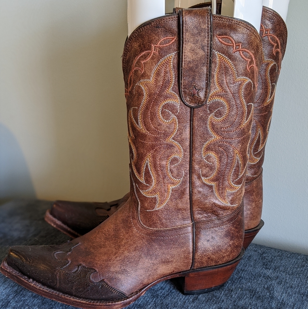 Tony Lama cowboy boots